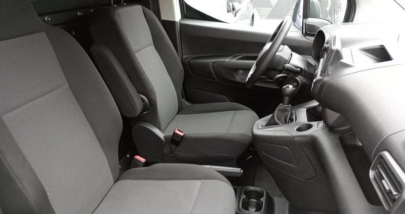 Toyota Proace City cena 75900 przebieg: 38937, rok produkcji 2021 z Czarna Woda małe 154